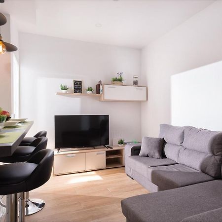 Cozy 3 Bed Apartment In The Heart Of Alicante Extérieur photo
