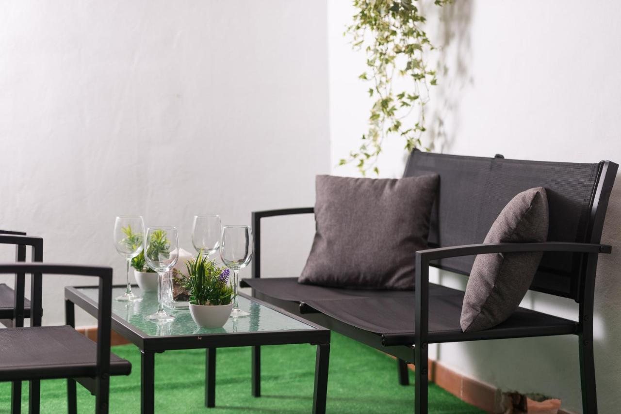 Cozy 3 Bed Apartment In The Heart Of Alicante Extérieur photo